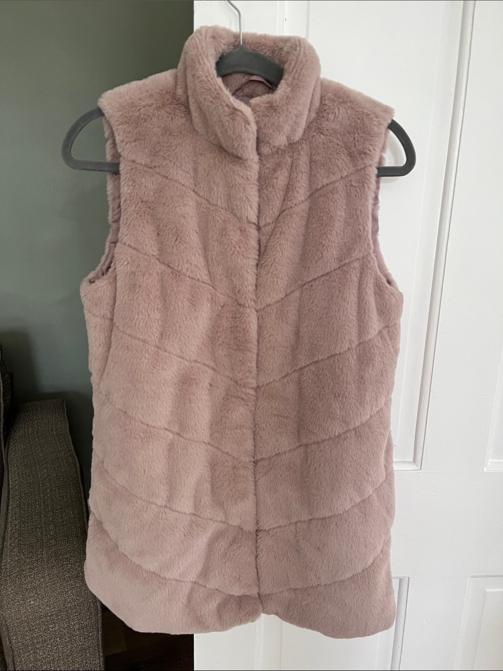 Maurices size XS Mauve color Faux Fur Outerwear Vest